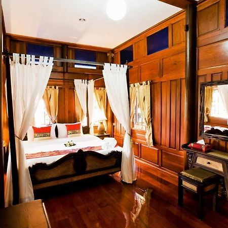 Jaroenrat Resort Samut Songkhram Habitación foto