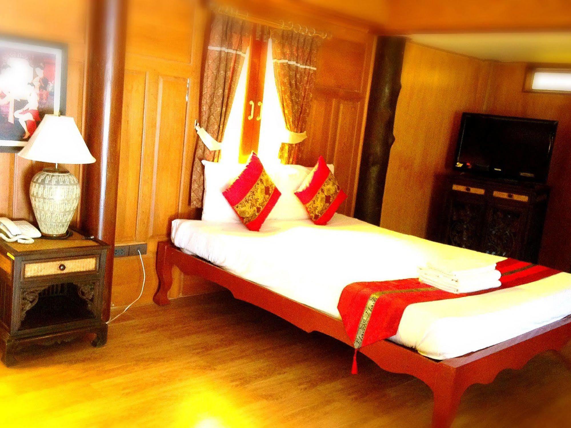 Jaroenrat Resort Samut Songkhram Exterior foto