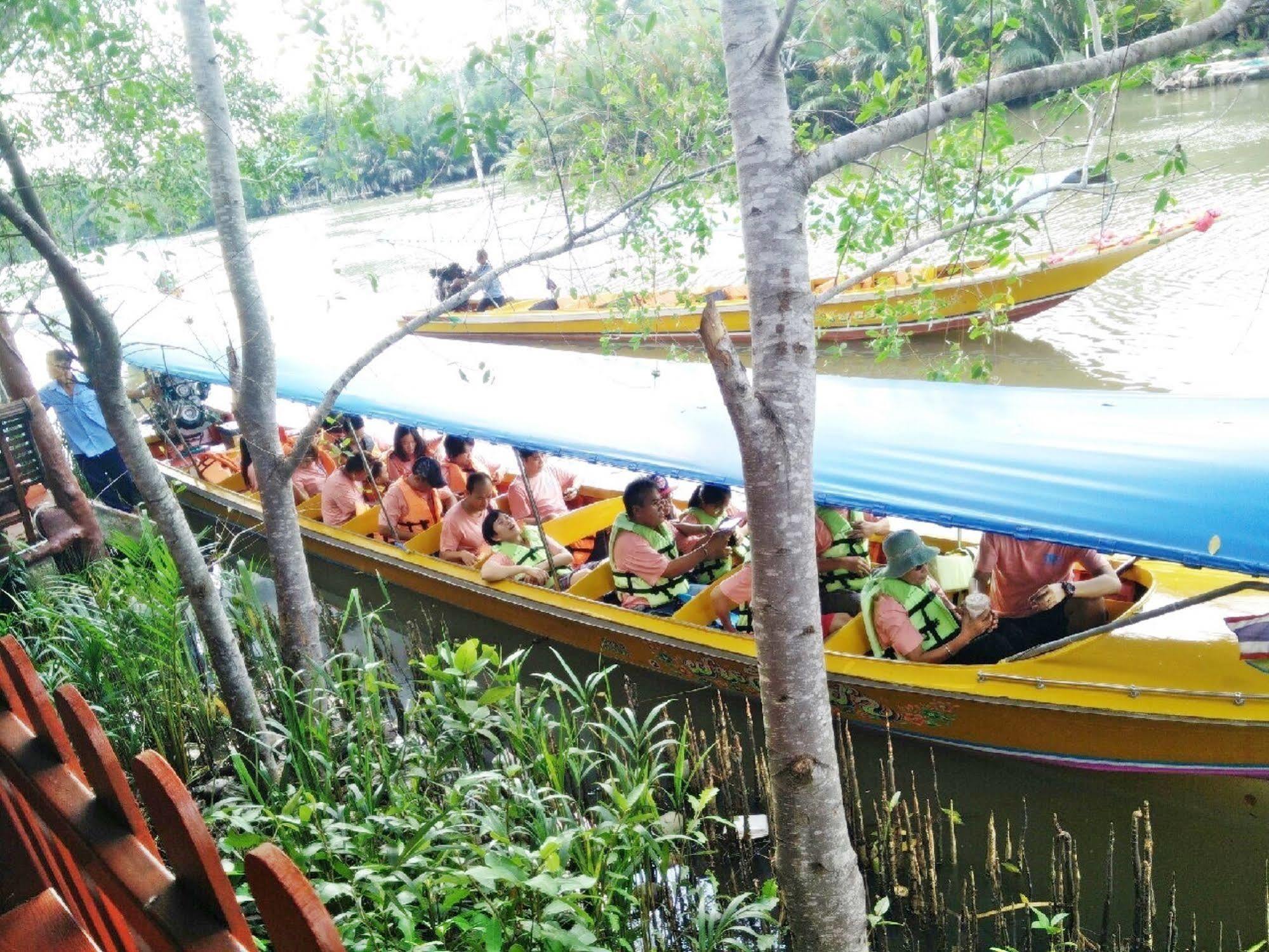 Jaroenrat Resort Samut Songkhram Exterior foto